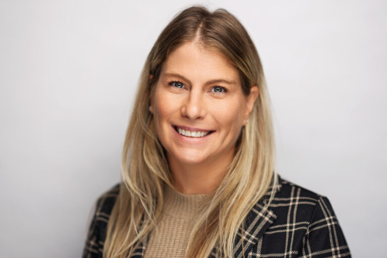 deahl_kelley_portrait_23